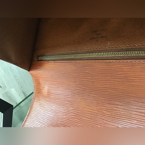 Louis Vuitton Monceau Epi 2 way bag - Picture 10 of 11